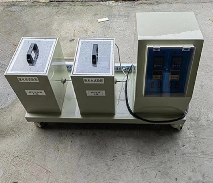 充电接口饱和水汽试验箱